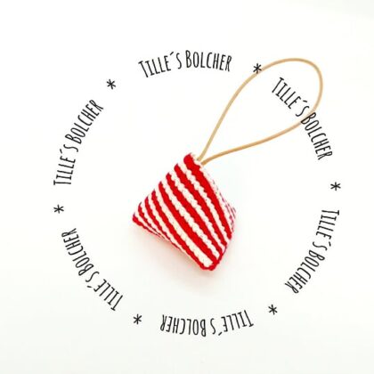 Tille's Broderede Bolcher, Broderikit